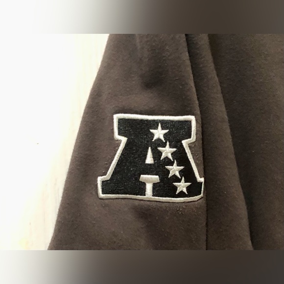 Men’s NFL PRO LINE Sweatshirt - Picture 4 of 6